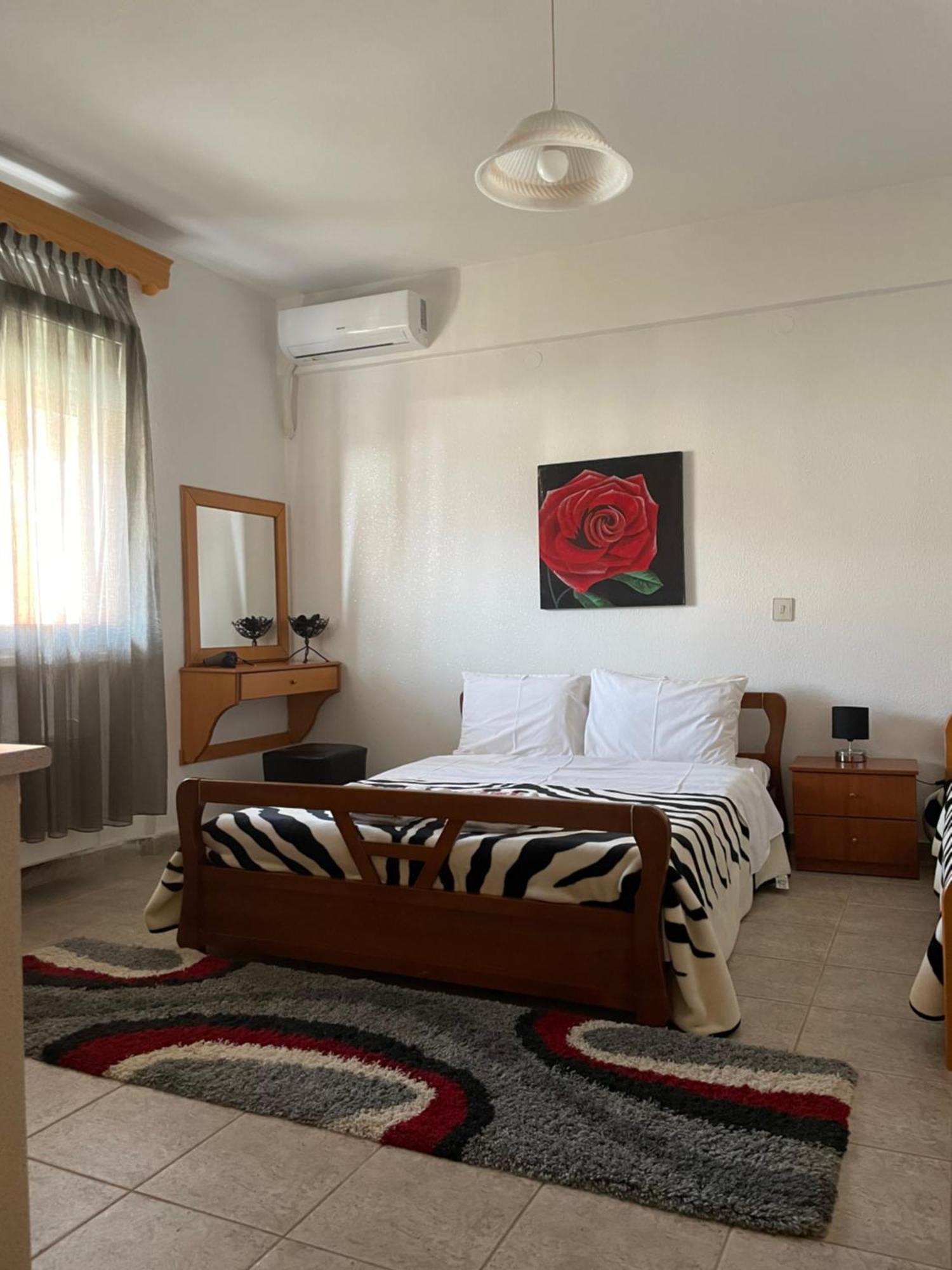 Voras Apartments Káto Loutrákion Extérieur photo